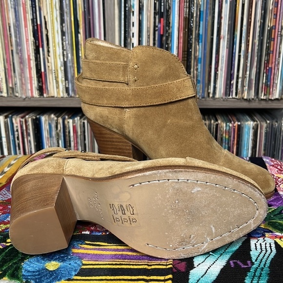 Rag & Bone Harrow Suede Ankle Boot in Hazel Size 37.5 - Picture 5 of 8